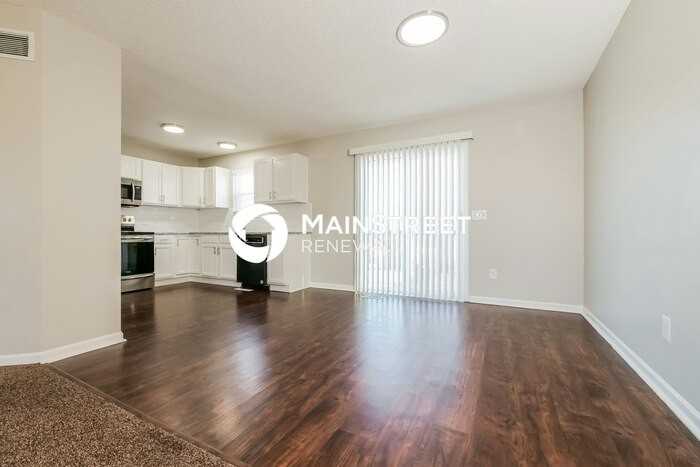12655 Oakwood Dr - Photo 5 of 17