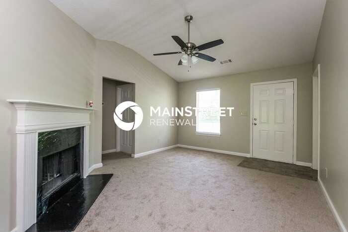 45 Hampton Oaks Dr - Photo 3 of 15