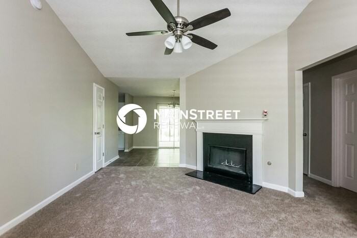 45 Hampton Oaks Dr - Photo 4 of 15