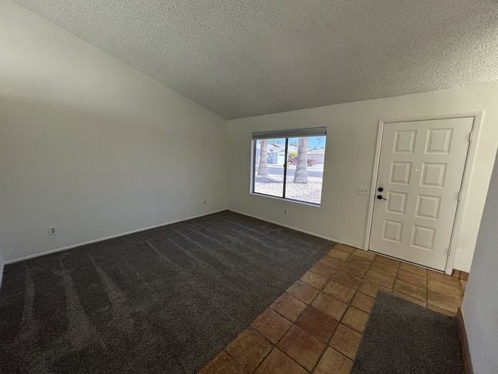 1618 E Sandra Ter - Photo 3 of 21