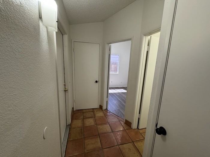 1618 E Sandra Ter - Photo 6 of 21