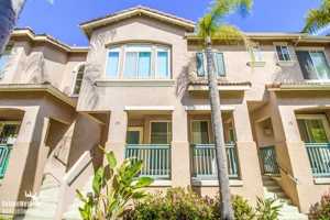 featured image of 974 Camino De La Reina #29