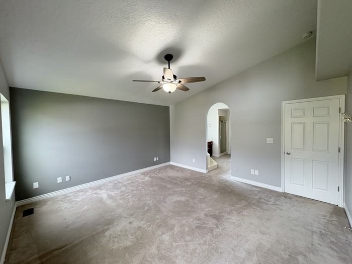428 N 1200 E - Photo 5 of 11