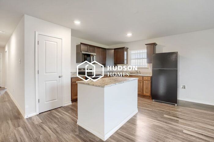 3208 Baylor St - Photo 5 of 14