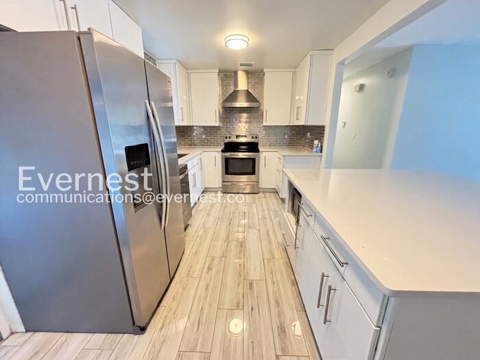2807 N Highland Ave - Photo 2 of 25
