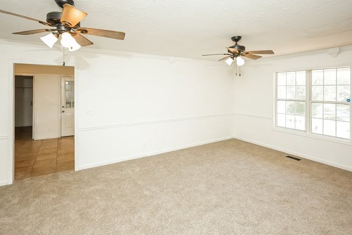 515 Candlewick Ct - Photo 7 of 14