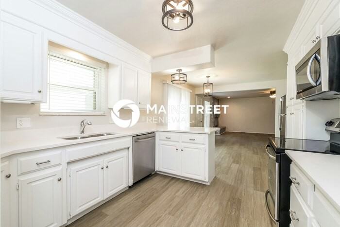 1305 Cedar Ridge Rd - Photo 5 of 18