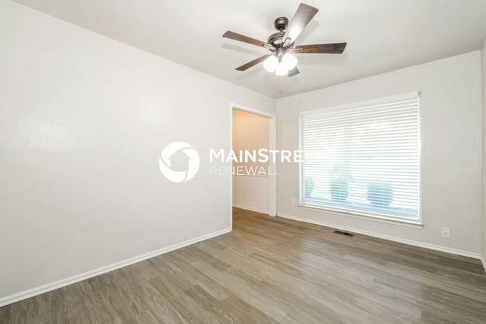 1305 Cedar Ridge Rd - Photo 7 of 18