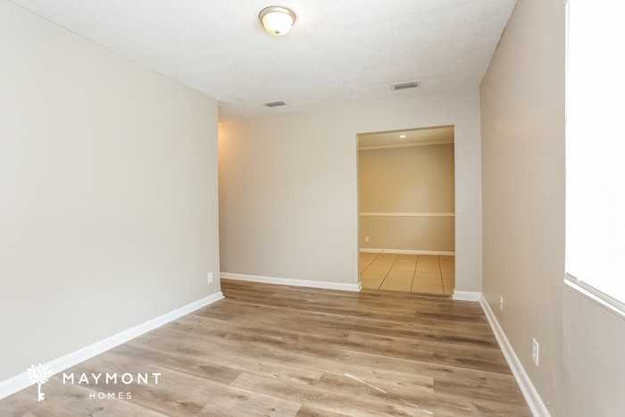 4523 Hercules Ave - Photo 6 of 12