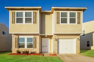 featured image of 203 Whitestone Dr Ne