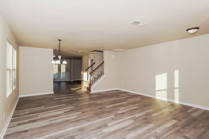 203 Whitestone Dr Ne - Photo 6 of 13