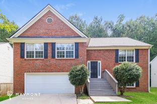 700 Castlebrooke Dr - Photo 1 of 1