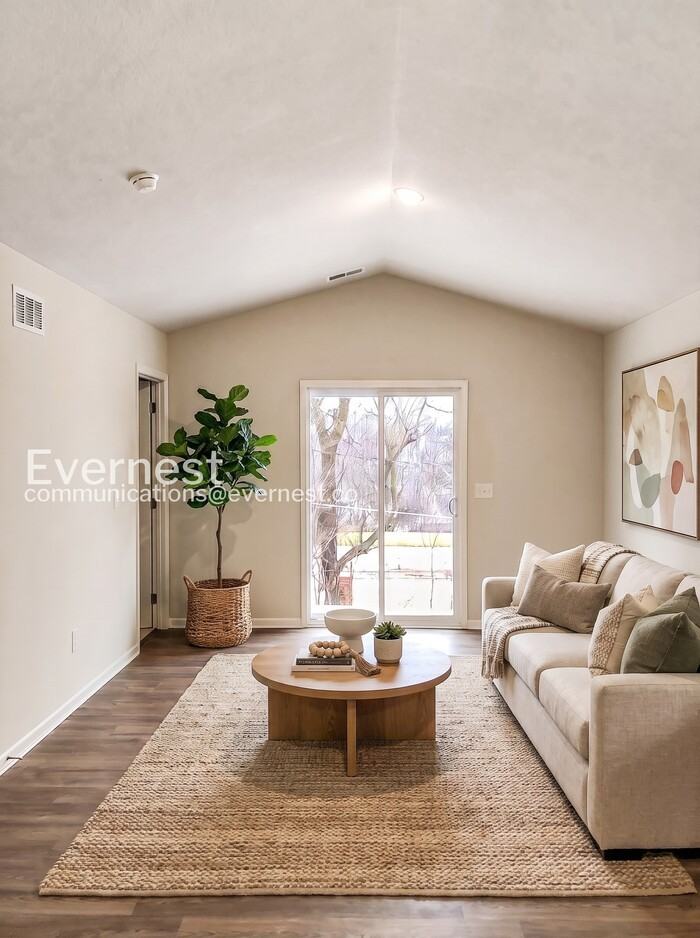 4030 Highland Ave - Photo 2 of 17
