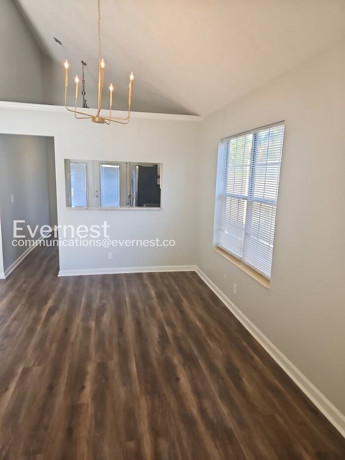 1407 Apache Ln - Photo 5 of 24