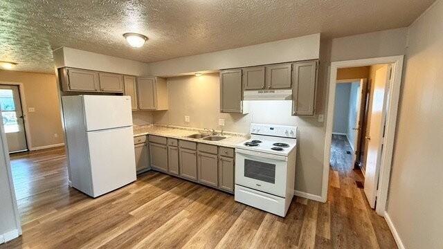 10151 Ridgefield Dr - Photo 4 of 15