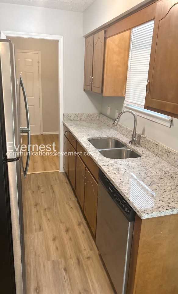 4217 Winterbrook Rd - Photo 2 of 21