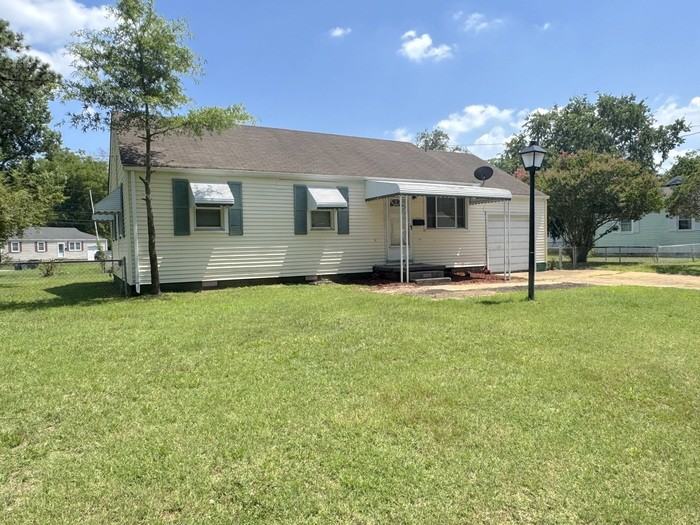 3401 Pamlico Cir - Photo 2 of 5