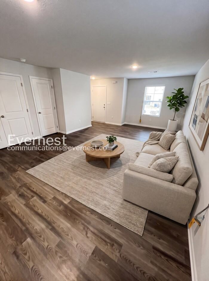 4101 Olive St - Photo 3 of 20