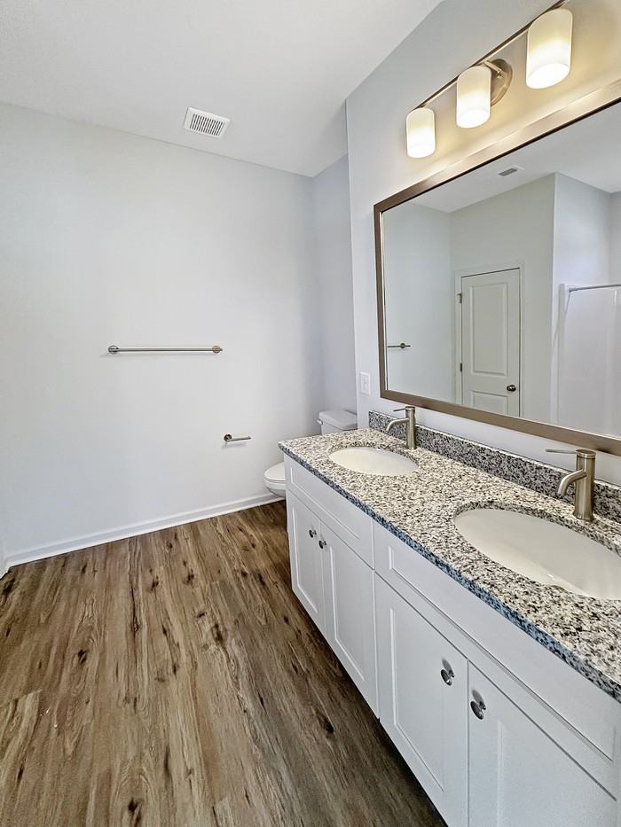 10812 Mount Holly Rd - Photo 5 of 15