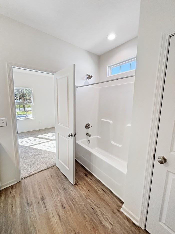10812 Mount Holly Rd - Photo 6 of 15