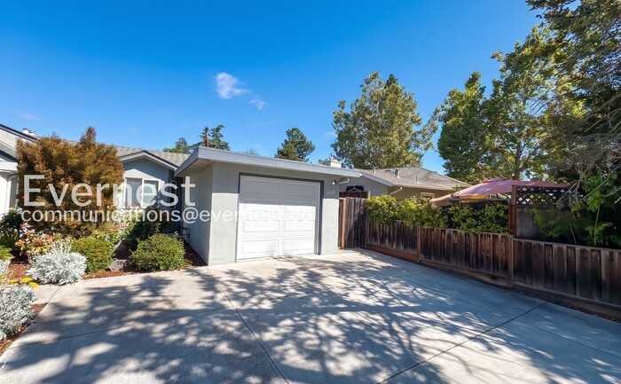 999 Loma Verde Ave - Photo 3 of 33