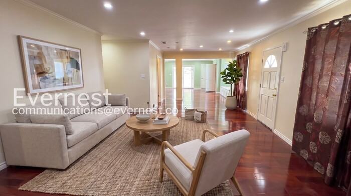 999 Loma Verde Ave - Photo 5 of 33