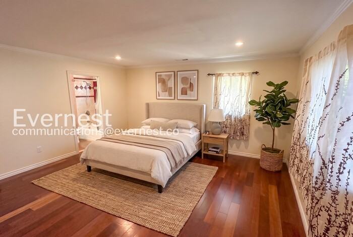 999 Loma Verde Ave - Photo 7 of 33