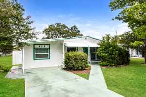 featured image of 415 California Ave