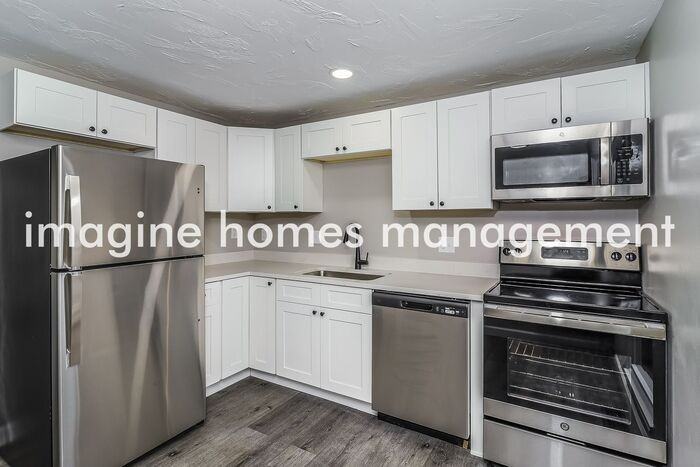11705 Elkwood Dr - Photo 6 of 16