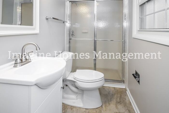 1655 Barlow Rd - Photo 7 of 13