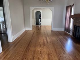 211 N Moss St - Photo 1 of 1