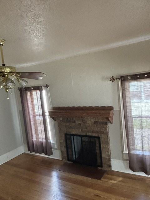 211 N Moss St - Photo 3 of 9