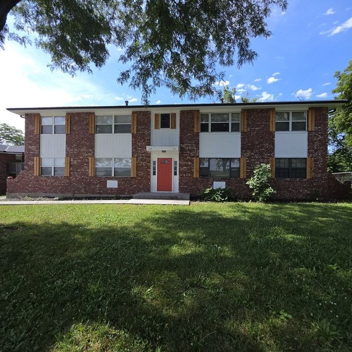 113 E Park Ave #B - Photo 2 of 17