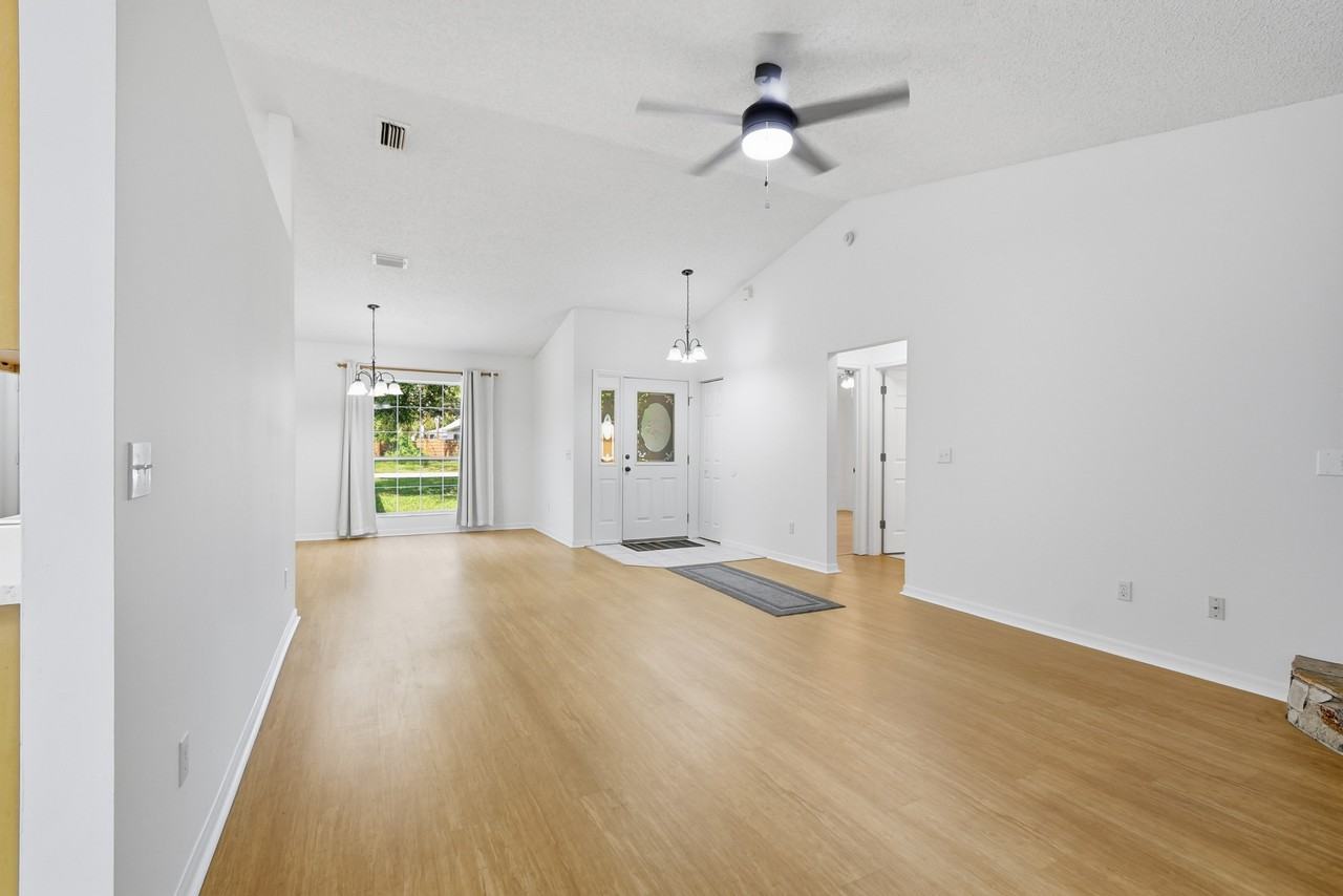 341 Shamrock Rd #NA - Photo 4 of 32