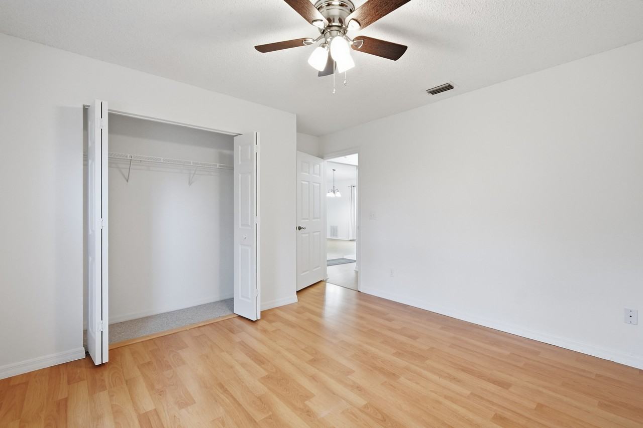341 Shamrock Rd #NA - Photo 7 of 32