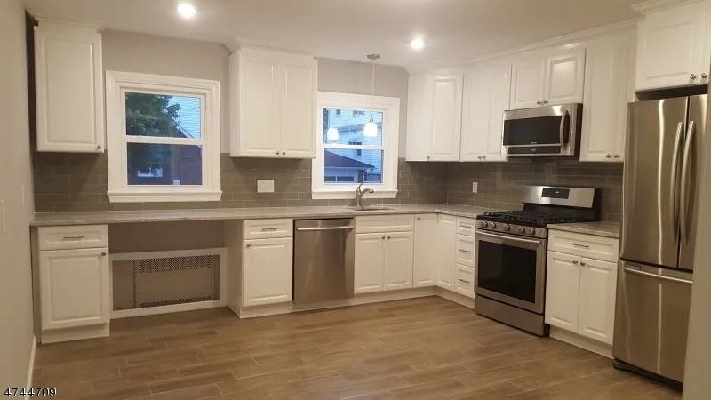 117 Speer Ave #1 - Photo 5 of 11