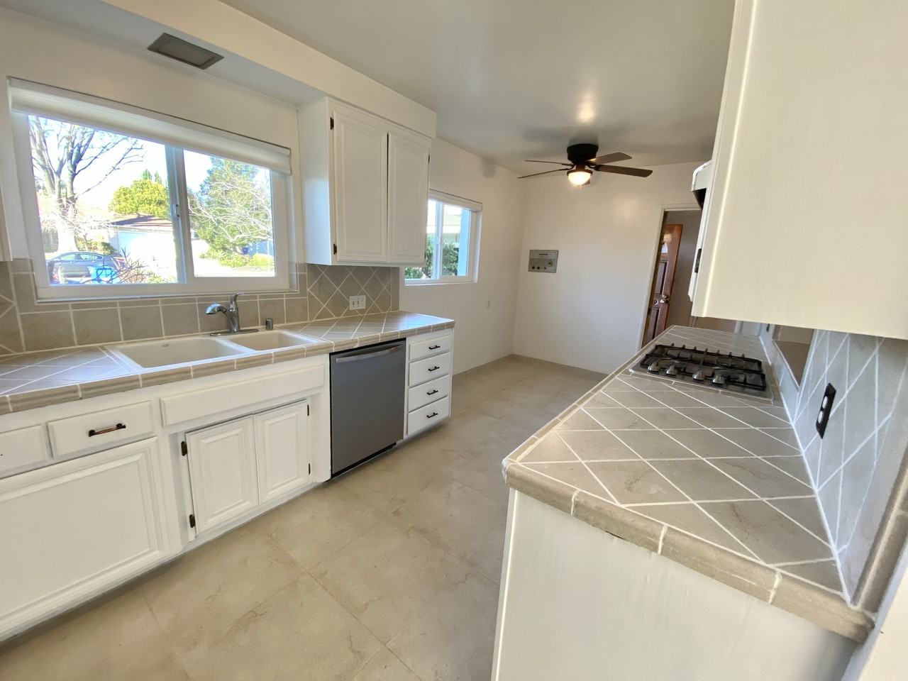 18246 Sunburst St #NA - Photo 3 of 15