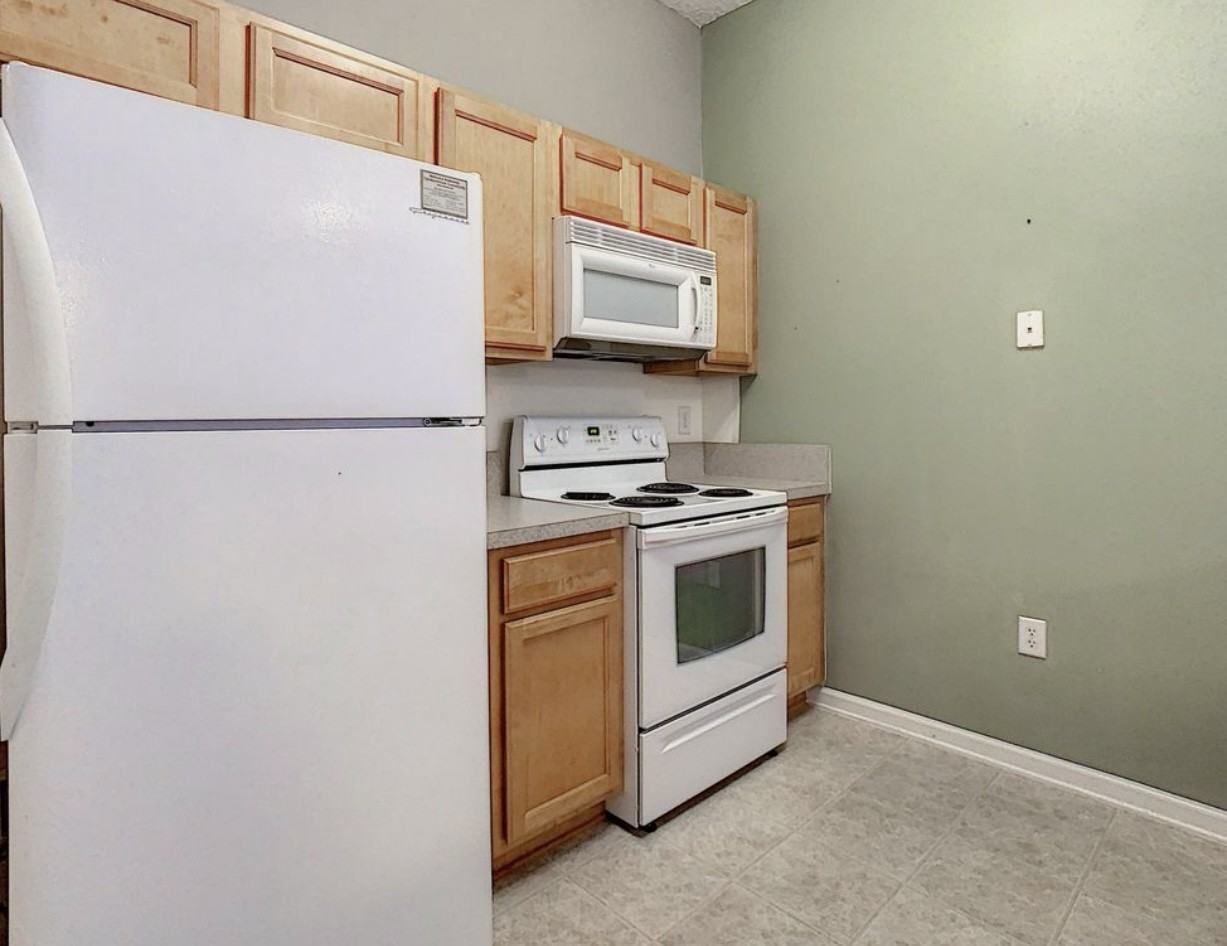 6076 Maggies Cir #103 - Photo 3 of 20