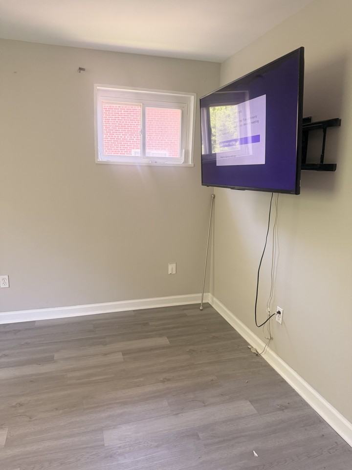 810 Neptune Ave #810 - Photo 6 of 11
