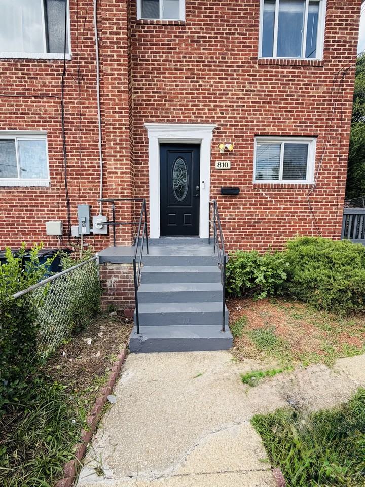 810 Neptune Ave #810 - Photo 7 of 11