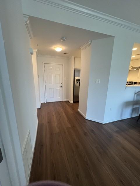 621 N Saint Asaph St #305 - Photo 4 of 14