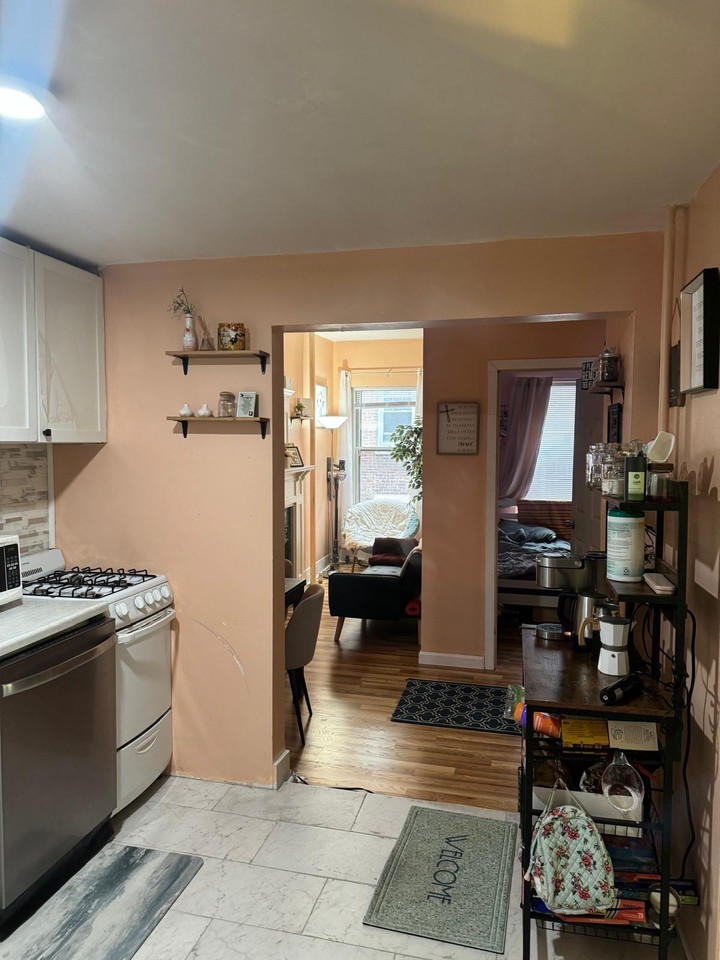 1307 Commonwealth Ave #8 - Photo 4 of 16