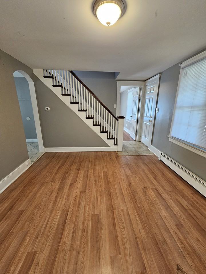 18 Maple St #NA - Photo 3 of 11