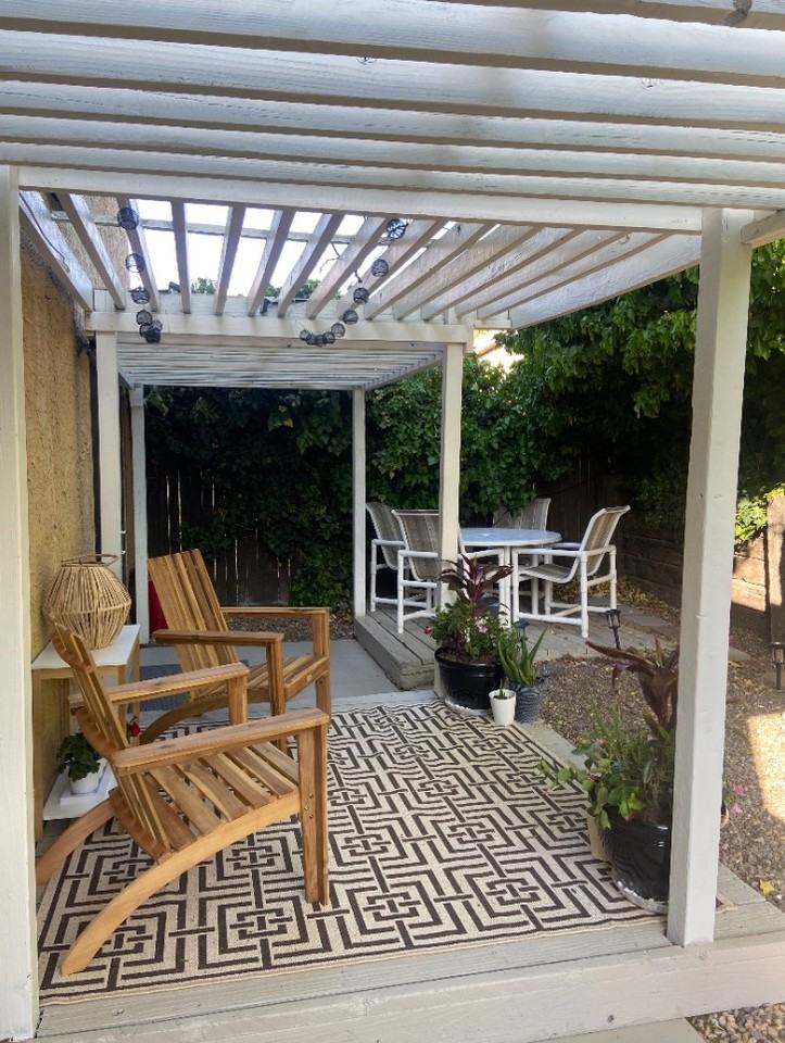 11116 Paris Ave Ne #NA - Photo 7 of 10