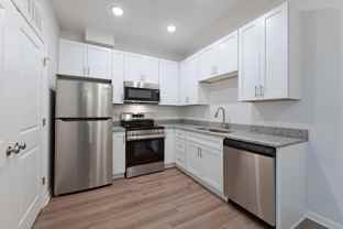 926 E Gilbreath St #A101 - Photo 1 of 1