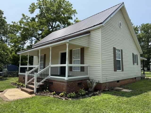 213 Magnolia St #NA - Photo 2 of 22