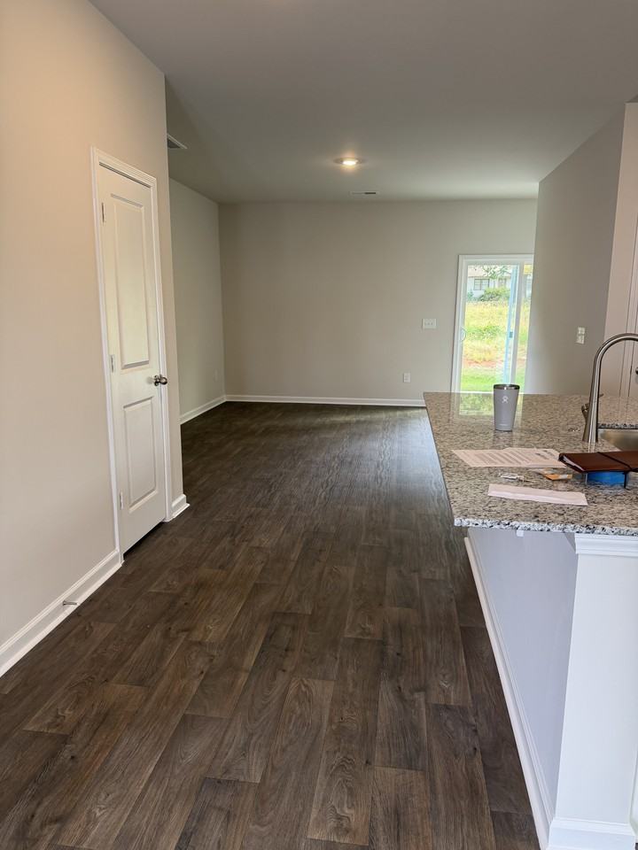400 Speyside Ln #1 - Photo 3 of 13