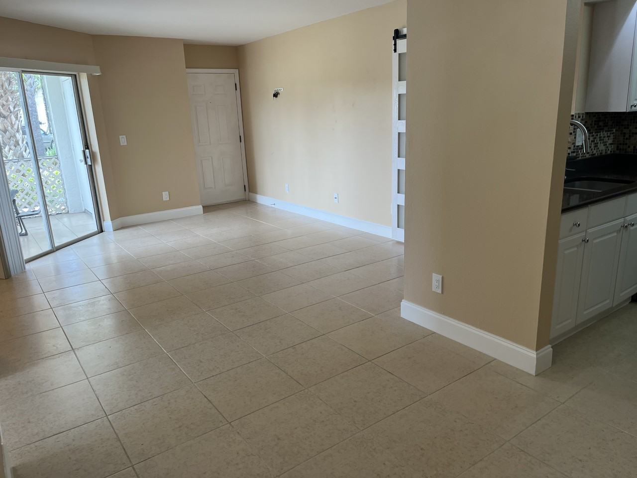 177 Santa Clara Dr #1 - Photo 3 of 20