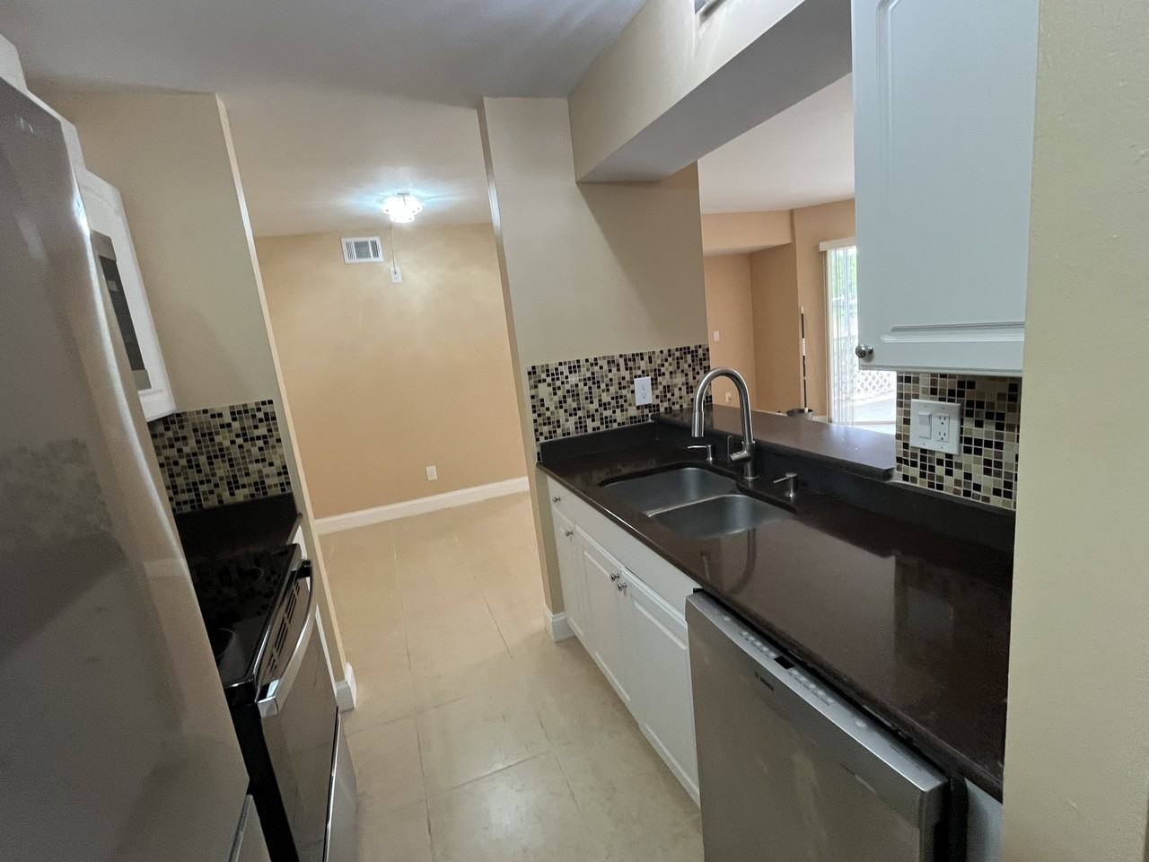 177 Santa Clara Dr #1 - Photo 6 of 20