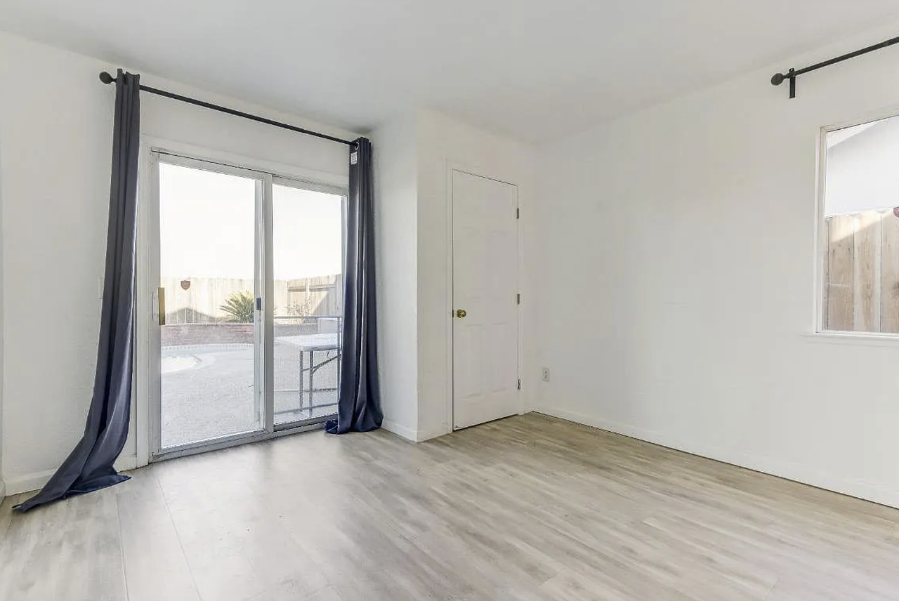 4307 Frontera Dr #NA - Photo 3 of 11